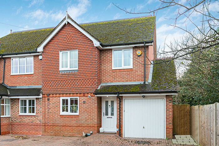 3 Bedroom Semi Detached House For Sale In Upper Halliford Road, Shepperton, Surrey, TW17