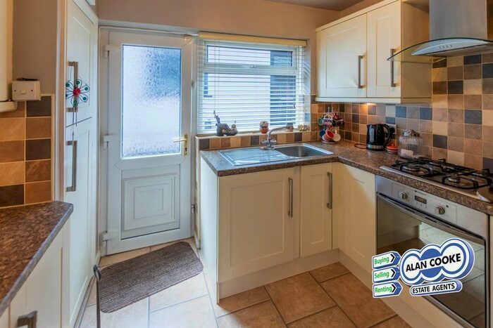 2 Bedroom Detached Bungalow For Sale In Primley Park Grove, Alwoodley, Leeds, LS17