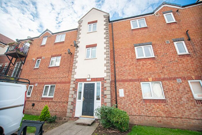 2 Bedroom Flat To Rent In Plimsoll Way, Kingston Upon Hull, HU9