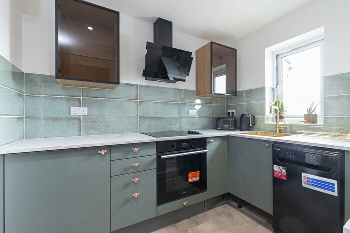 1 Bedroom Apartment To Rent In Tewkesbury Road, Cheltenham, GL51