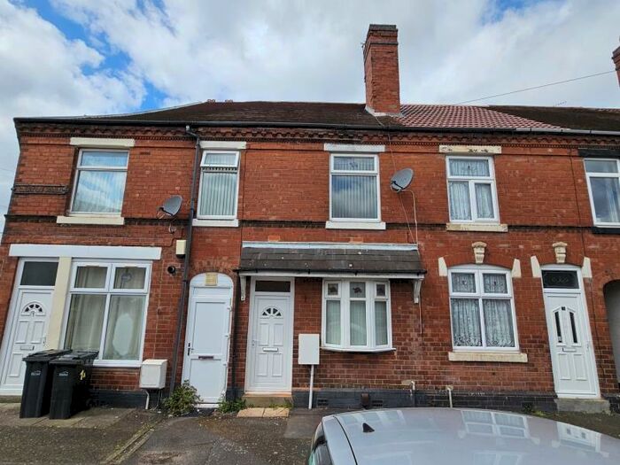 2 Bedroom Terraced House To Rent In Clifton Road, Halesowen, Blackheath, West Midlands, B62