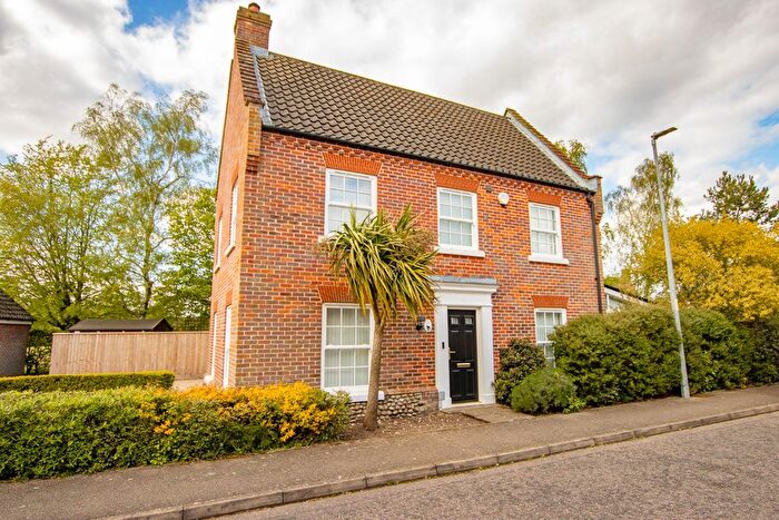 3 Bedroom Detached House For Sale In Neil Avenue, Holt, NR25