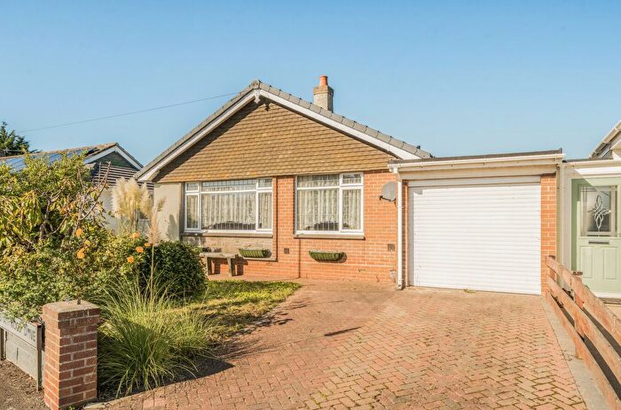 3 Bedroom Detached Bungalow For Sale In Brantwood Drive, Paignton, TQ4