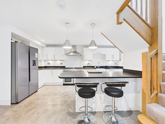 2 Bedroom Cottage To Rent In Birdlip, Gloucester, GL4