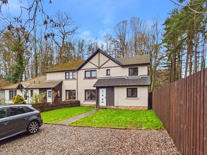 4 Bedroom Semi Detached House For Sale In Mackenzie Drive, Almondbank, Perth, PH1