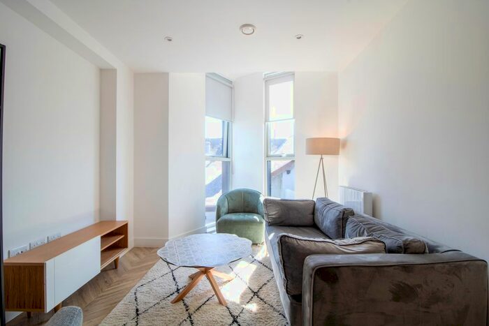 2 Bedroom Flat To Rent In Briggate, Leeds, LS1