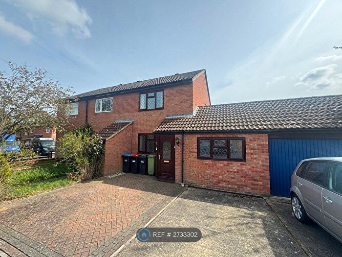 3 Bedroom Terraced House To Rent In Denmead, Milton Keynes, MK8