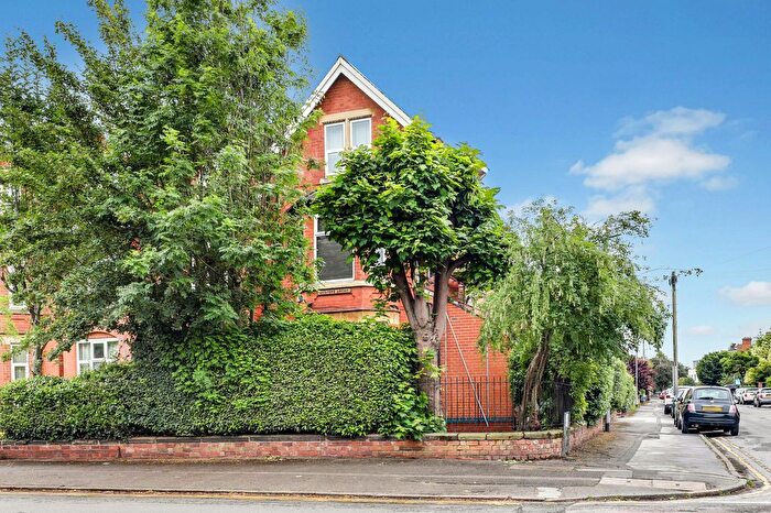 2 Bedroom Flat For Sale In Musters Road, West Bridgford, NG2