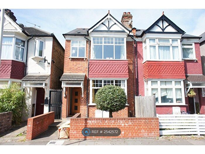 4 Bedroom Semi-Detached House To Rent In Sydney Rd, London, W13