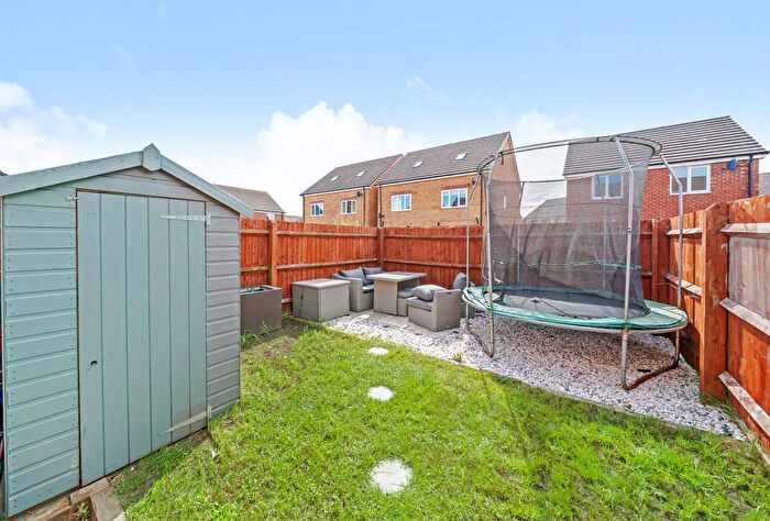 3 Bedroom End Of Terrace House For Sale In Dawkes Road, Longford, Gloucester, Gloucestershire, GL2