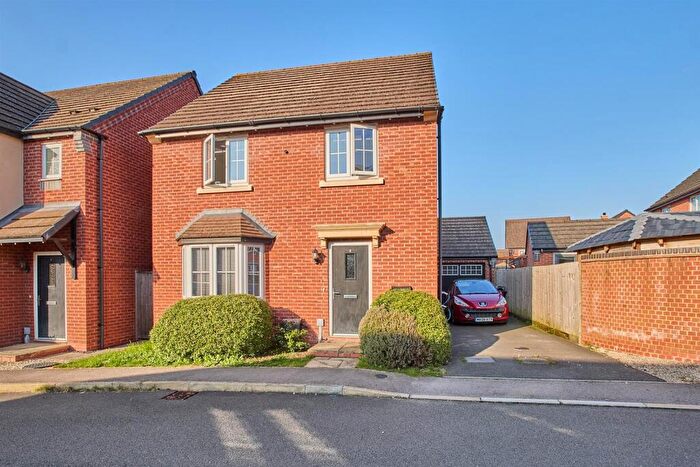 4 Bedroom Detached House For Sale In Maroon Drive, Burbage, Hinckley, LE10