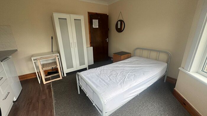 Studio To Rent In Church Lane, London, N8