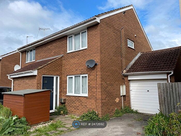 3 Bedroom Semi-Detached House To Rent In Curtis Avenue, Abingdon, OX14