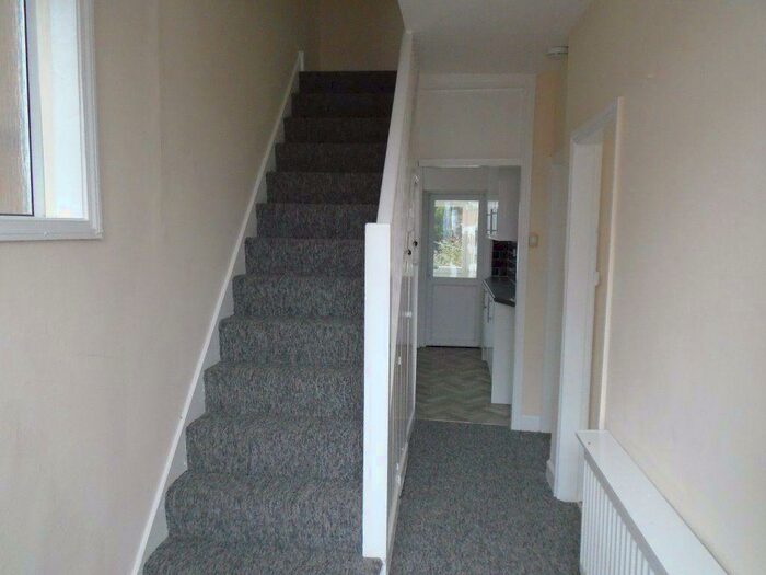 3 Bedroom House To Rent In Gibbins Road, B29