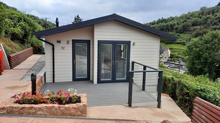 2 Bedroom Property To Rent In Mill Lane, Newton Abbot, TQ12