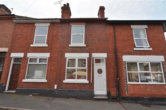 3 Bedroom Terraced House To Rent In Lloyd Street, DE22