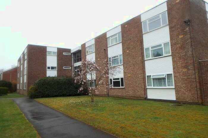 1 Bedroom Studio To Rent In Tavistock Close, Romsey, SO51