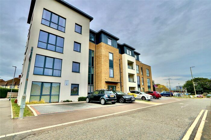 2 Bedroom Flat For Sale In Dome Mews, St Albans Road, Watford, Hertfordshire, WD25