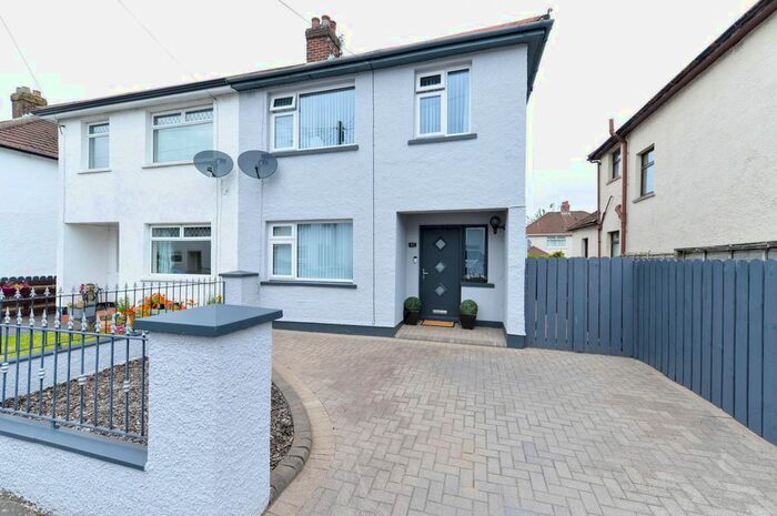 3 Bedroom Semi-Detached House For Sale In Stirling Gardens, Belfast, BT6