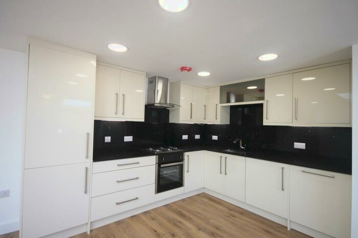 1 Bedroom Flat To Rent In Park Road, Hendon, NW4