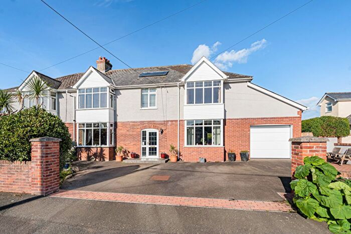 5 Bedroom Semi Detached House For Sale In Whiteway Road, Kingsteignton, Newton Abbot, TQ12