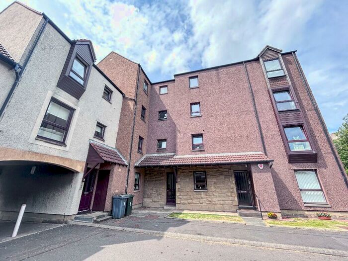 2 Bedroom Flat To Rent In Electra Place, Portobello, Edinburgh, EH15