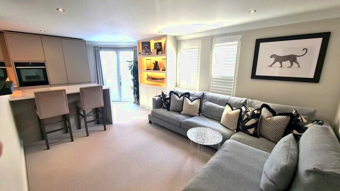 1 Bedroom Flat To Rent In Eltham High Street, London, SE9