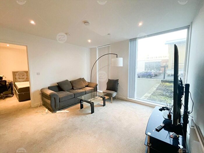 2 Bedroom Apartment To Rent In Burlington Square, Boundary Lane, Manchester, Greater Manchester, M15