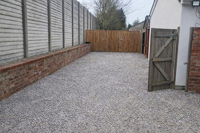 1 Bedroom Flat To Rent In Connaught Road, Luton, LU4