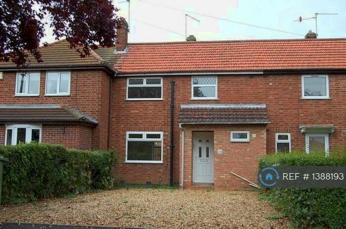 3 Bedroom Terraced House To Rent In Thoroughsale Road, Corby, NN17