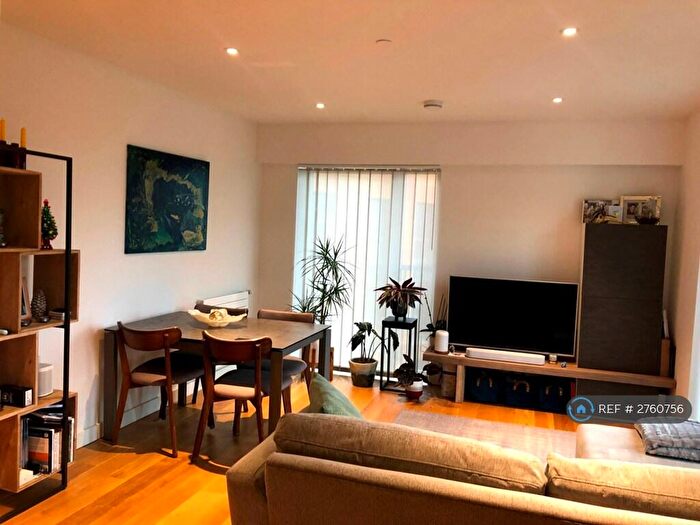 1 Bedroom Flat To Rent In Maud Street, London, E16