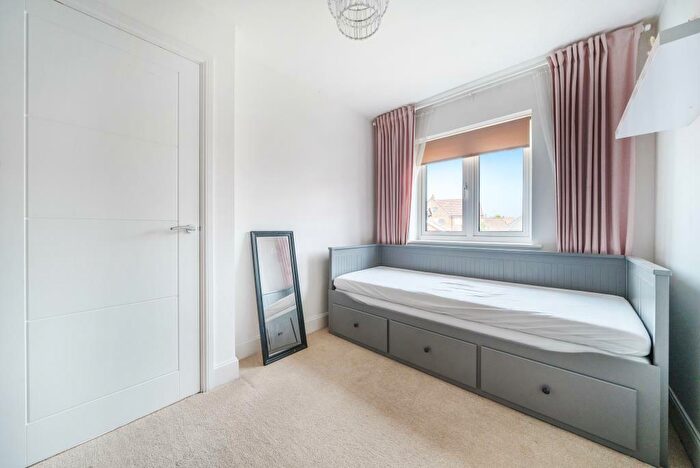 2 Bedroom End Of Terrace House For Sale In Didcot, Oxfordshire, OX11