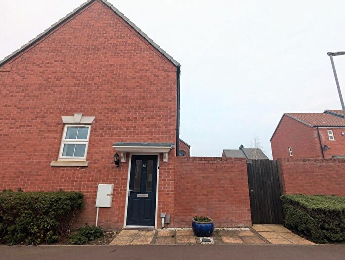 2 Bedroom Flat To Rent In Pryor Road, Kettering, NN15