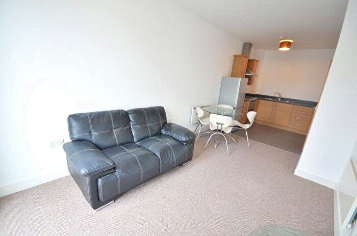 1 Bedroom Apartment To Rent In Springfield Court, Dean Road, Manchester, M3