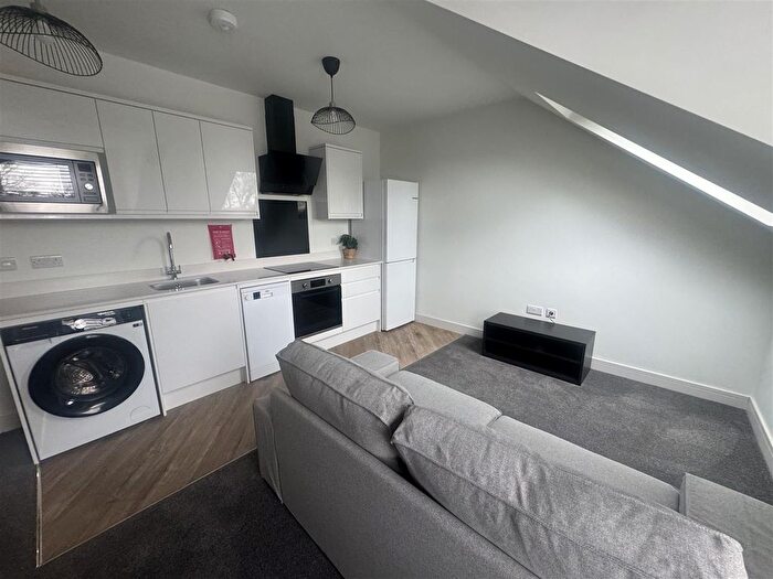 1 Bedroom Flat To Rent In Stratford Road, West Bridgford, NG2