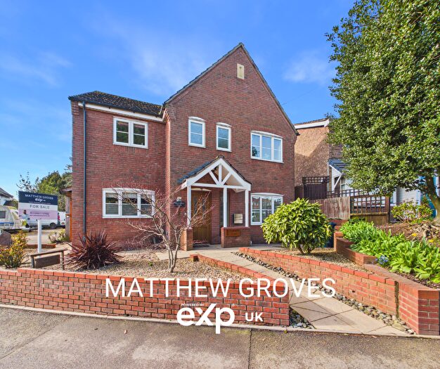 4 Bedroom Detached House For Sale In Audmore Court, Gnosall, Stafford, ST20