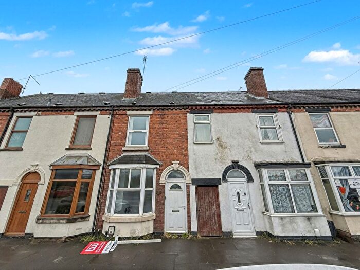 2 Bedroom Terraced House For Sale In Cinder Bank, Dudley, West Midlands, DY2