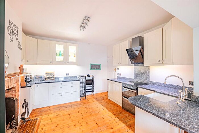 4 Bedroom Semi-Detached House For Sale In Clarendon Avenue, Trowbridge, BA14