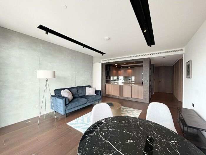 2 Bedroom Apartment To Rent In One Park Drive, Canary Wharf, E14