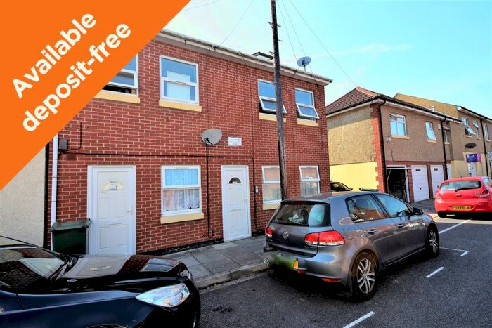 2 Bedroom Flat To Rent In Adames Road, Portsmouth, PO1