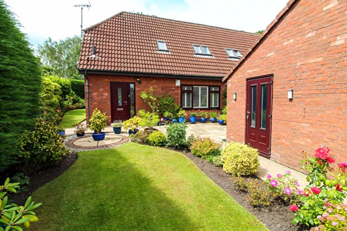 3 Bedroom Semi Detached House For Sale In Helvellyn Avenue, Lambton, Washington, NE38