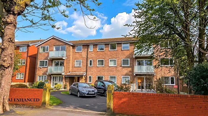 2 Bedroom Flat For Sale In Longton Court, Shore Road, Ainsdale, PR8