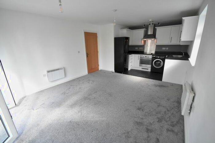 1 Bedroom Flat To Rent In Wyncliffe Gardens, Pentwyn, CF23