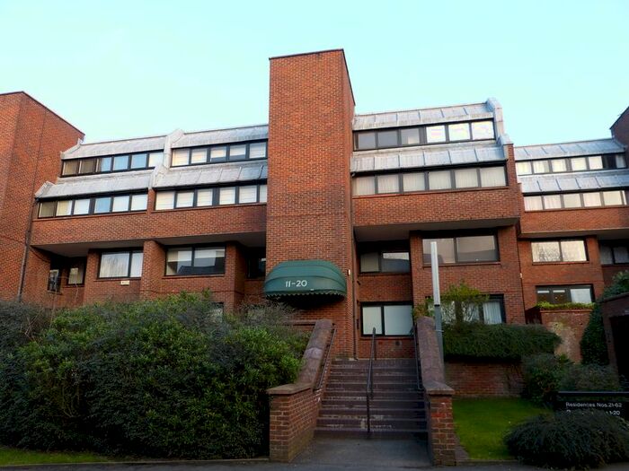 1 Bedroom Flat To Rent In Britten Close, London NW11