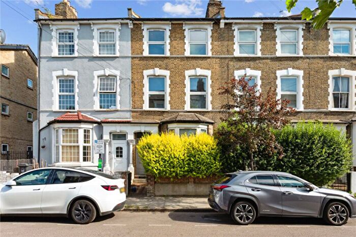 5 Bedroom House For Sale In Linscott Road, London, E5