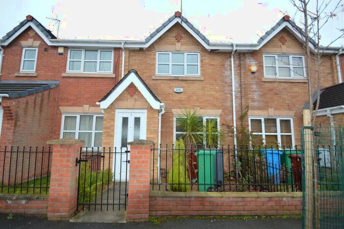 3 Bedroom House To Rent In Tomlinson Street, Hulme, Manchester, M15
