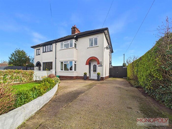 3 Bedroom Semi-Detached House For Sale In Croeshowell Lane, Rossett, LL12