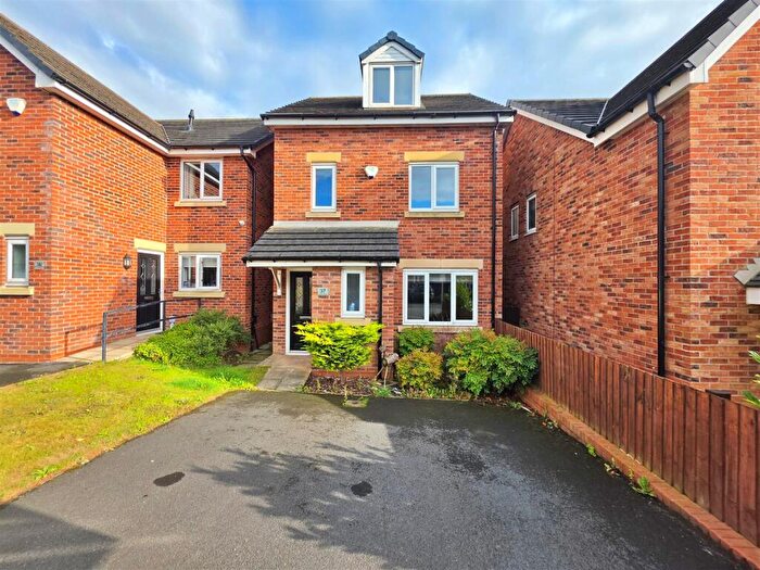 4 Bedroom Detached House For Sale In Truno Close, Blackpool, FY3