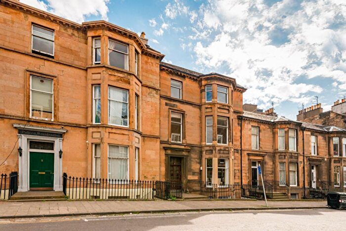 3 Bedroom Flat For Sale In / Rosebery Crescent, West End, Edinburgh, EH12