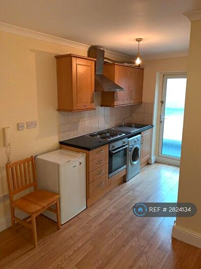 1 Bedroom Flat To Rent In London, London, NW2